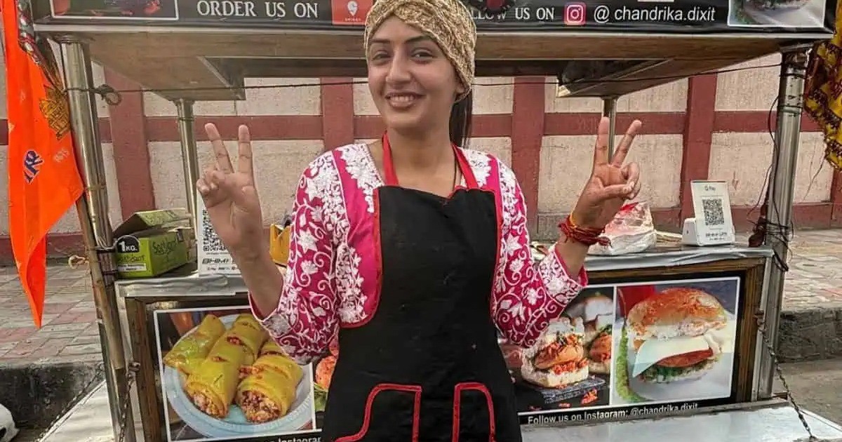 How Much Does Chandrika Dixit Earns Through Selling Vada Pav How Much Does Chandrika Dixit Earns Through Selling Vada Pav