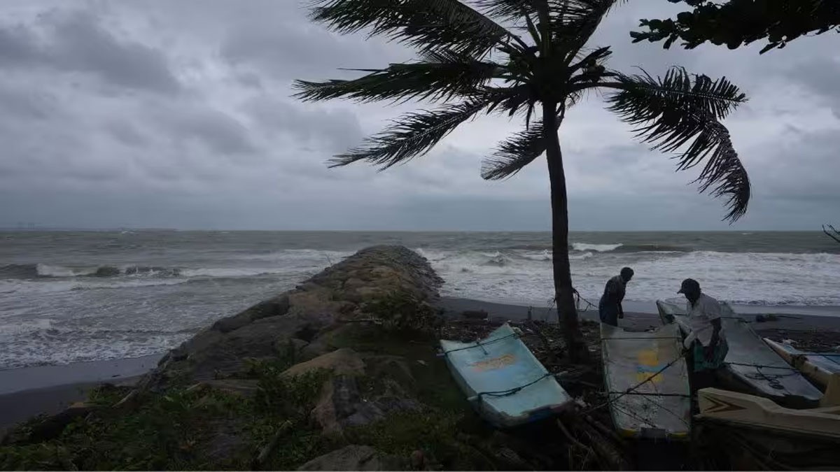 Cyclone Fengal: When and Where Will It Make Landfall? Cyclone Fengal: When and Where Will It Make Landfall?