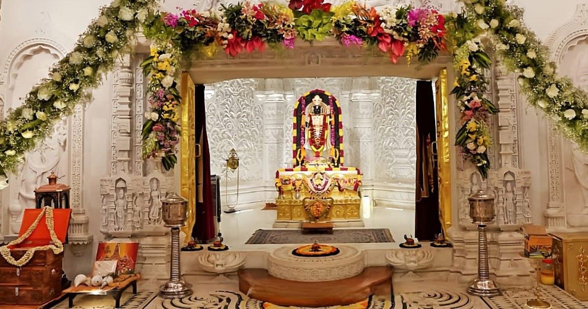 A Historic Diwali in Ayodhya: Celebrating the Return of Lord Ram After 500 Years A Historic Diwali in Ayodhya: Celebrating the Return of Lord Ram After 500 Years