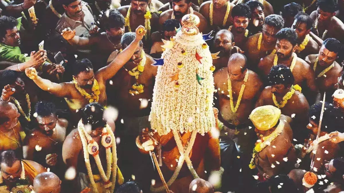 Bangalore Karaga 2025: Date, Timing, Importance & Significance Bangalore Karaga 2025: Date, Timing, Importance & Significance
