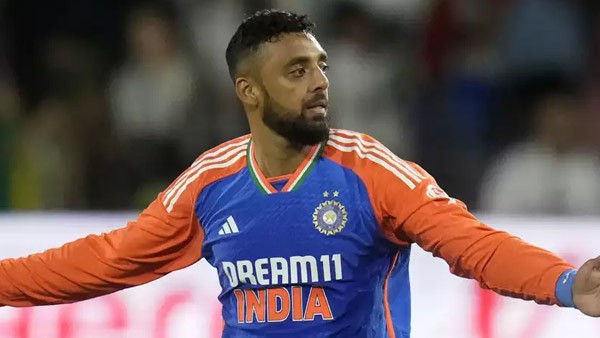 Varun Chakravarthy Breaks Kuldeep Yadav's Record in T20I Matches Varun Chakravarthy Breaks Kuldeep Yadav's Record in T20I Matches