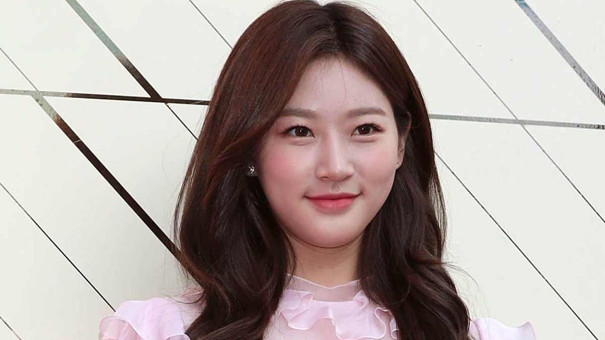 Bloodhounds Actress Kim Sae-Ron Found Dead at Her Residence at 24 Bloodhounds Actress Kim Sae-Ron Found Dead at Her Residence at 24