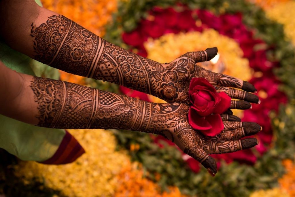 25+ Stunning Mehandi Designs for Brides, Weddings & Special Occasions