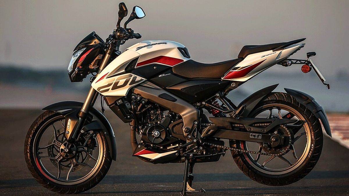2025 Bajaj Dominar 400 Launched at ₹2.39 Lakh with Major Tech Upgrades!! What’s New in the 2025 Dominar 400? 2025 Bajaj Dominar 400 Launched at ₹2.39 Lakh with Major Tech Upgrades!! What’s New in the 2025 Dominar 400?