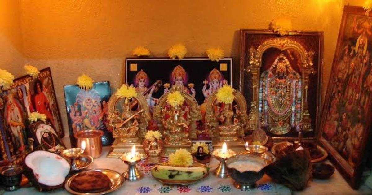 ನಿಮ್ಮ ದೇವರ ಕೋಣೆಯಲ್ಲಿ ಈ ಎರಡು ವಸ್ತು ಇದ್ದರೆ ತಕ್ಷಣ ತೆಗೆದುಬಿಡಿ ಇದರಿಂದ ದೋಷ ಉಂಟಾಗುವುದು ಖಚಿತ