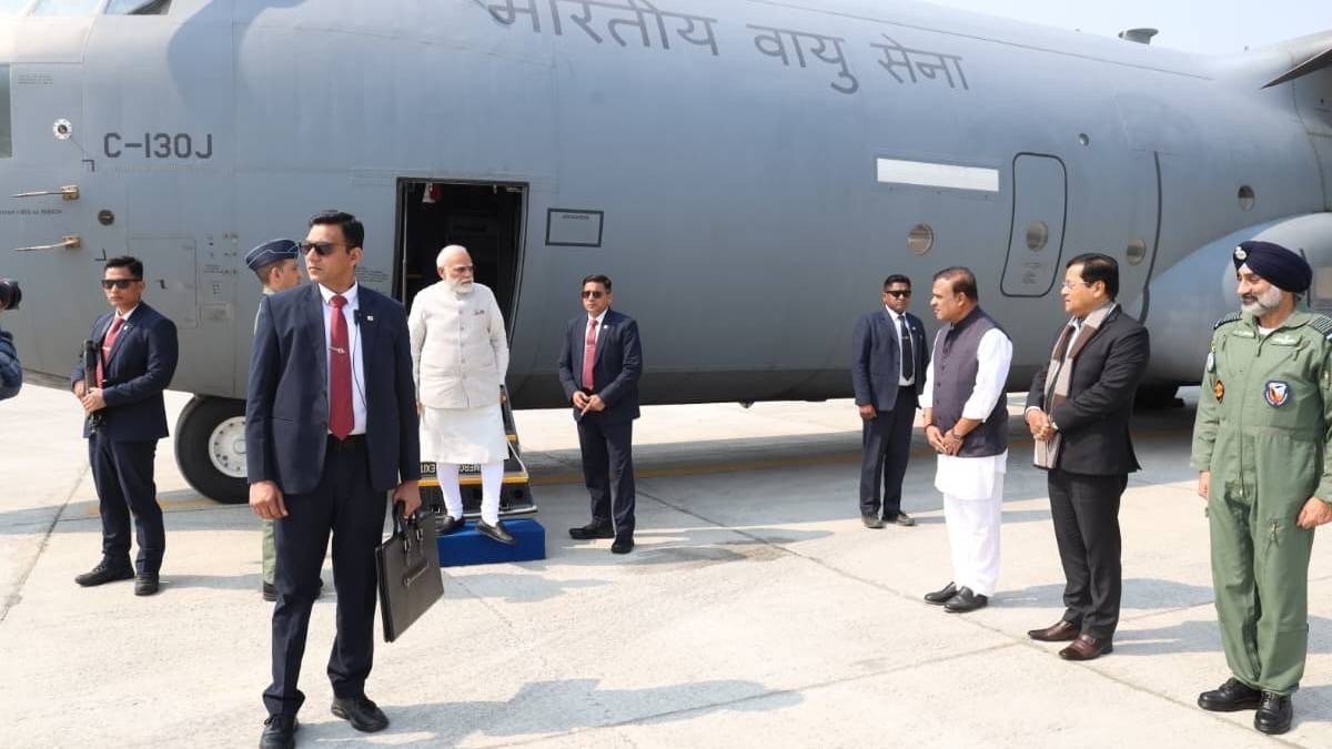 Modi Lands at Assam’s First Highway Emergency Facility, Unveils Key Infrastructure