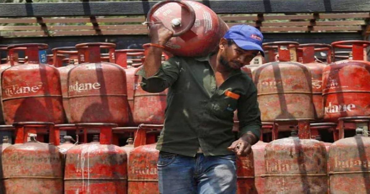 ಗ್ಯಾಸ್ ಬುಕಿಂಗ್ ಮಾಡುವದಕ್ಕೆ   ಹೊಸ ನಿಯಮ !! ಇದನ್ನು ನೀವು ಮಾಡದಿದ್ದರೆ ನಿಮಗೆ ಗ್ಯಾಸ್  ಸಿಗುವುದಿಲ್ಲ 