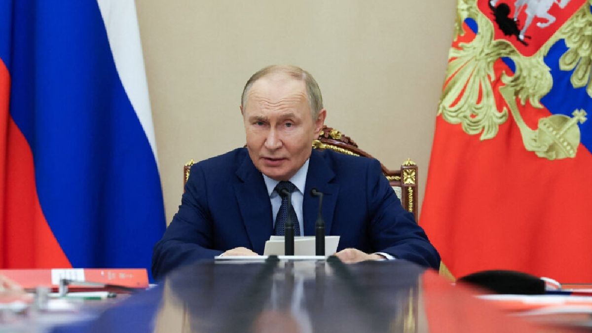 Russia Strengthens Energy Ties with India Through Oil and Gas Supply Talks