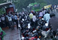 Delhi Government to Ban Petrol Two‑Wheeler Registrations from April 2028