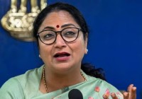 Delhi CM Rekha Gupta Urges Youth To Build ₹1,000 Crore Companies Instead Of ₹1 Crore Jobs