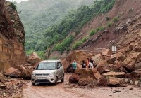 Weather Today LIVE: Mumbai Landslide Kills 2, Himachal Roads Blocked, Rain Forecast for Delhi