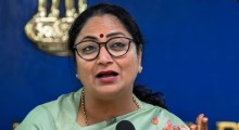 Delhi CM Rekha Gupta Urges Youth To Build ₹1,000 Crore Companies Instead Of ₹1 Crore Jobs
