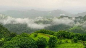 Western Ghats Monsoon Magic: Stunning Stays Await Travelers