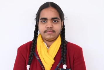 Prachi Nigam Who Is First Rank Student 10th Class UP Board