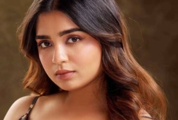 ನಿನ್ನ ದೇಹದ ತೂಕ ಎಷ್ಟು ಎಂದು ಕೇಳಿದ ಯೂಟ್ಯೂಬರ್ ಗೆ  ಗ್ರಹಚಾರ ಬಿಡಿಸಿದ ಖ್ಯಾತ ನಟಿ !!