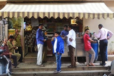 Income Tax Notices to Street Vendors in Karnataka Spark Widespread Concern