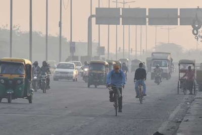 Delhi Air Quality Dips as Pollution Season Begins; AQI at 169 Delhi Air Quality Dips as Pollution Season Begins; AQI at 169