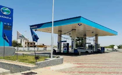 Nayara Cuts Petrol by ₹5, Diesel by ₹3 – Major Fuel Price Revisio