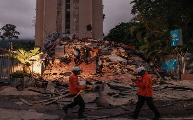 After effects : Venezuela Hit by Two Powerful Earthquakes, Thousands Feared Dead or Injured