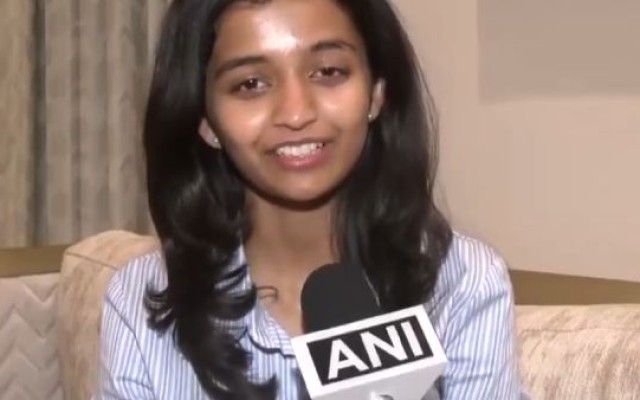 Avni Kejriwal Tops CBSE Class 12 Commerce with Perfect 500/500 After Re-evaluation