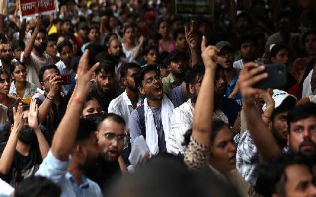 Minor Scuffle Between Security Personnel and Protesters Reported, Situation Under Control