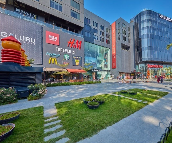 Are You In Bangalore ? These Are the Best Shopping Malls To Visit !! Are You In Bangalore ? These Are the Best Shopping Malls To Visit !!