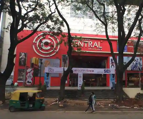 Are You In Bangalore ? These Are the Best Shopping Malls To Visit !! Are You In Bangalore ? These Are the Best Shopping Malls To Visit !!