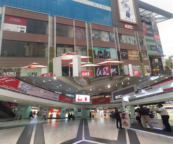 Are You In Bangalore ? These Are the Best Shopping Malls To Visit !!