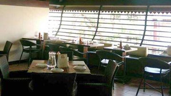 Famous Hotels , Which Serves The Best Meal to Have Under 100 Rs In Bangalore