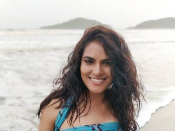 ಕೆಜಿಎಫ್ ನಲ್ಲಿ ನಟಿಸಿದ್ದ ನಟಿಯ ಮತ್ತೊಂದು ಹಾಟ್ ಅವತಾರ ವಿಡಿಯೋ ವೈರಲ್ ಕೆಜಿಎಫ್ ನಲ್ಲಿ ನಟಿಸಿದ್ದ ನಟಿಯ ಮತ್ತೊಂದು ಹಾಟ್ ಅವತಾರ ವಿಡಿಯೋ ವೈರಲ್