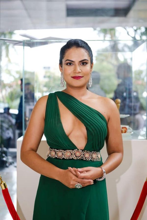 ಕೆಜಿಎಫ್ ನಲ್ಲಿ ನಟಿಸಿದ್ದ ನಟಿಯ ಮತ್ತೊಂದು ಹಾಟ್ ಅವತಾರ ವಿಡಿಯೋ ವೈರಲ್ ಕೆಜಿಎಫ್ ನಲ್ಲಿ ನಟಿಸಿದ್ದ ನಟಿಯ ಮತ್ತೊಂದು ಹಾಟ್ ಅವತಾರ ವಿಡಿಯೋ ವೈರಲ್
