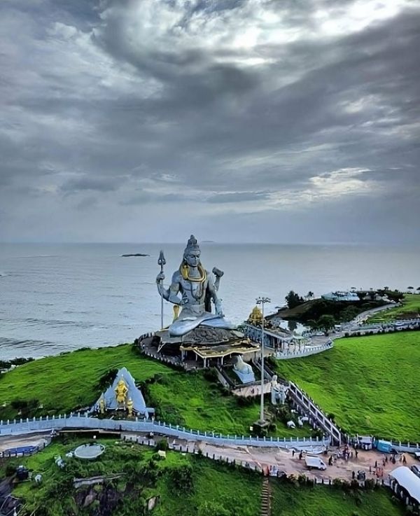 ನಿಮ್ಮ ಜೀವನದಲ್ಲಿ ಒಮ್ಮೆ ಕರ್ನಾಟಕದ ಈ ದೇವಾಲಯಗಳಿಗೆ ಭೇಟಿ ನೀಡಿ !! ನಿಮ್ಮ ಜೀವನದಲ್ಲಿ ಒಮ್ಮೆ ಕರ್ನಾಟಕದ ಈ ದೇವಾಲಯಗಳಿಗೆ ಭೇಟಿ ನೀಡಿ !!