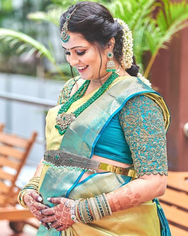 ಬೇಬಿ ಬಂಪ್ ಫೋಟೋಶೂಟ್ ನಲ್ಲಿ ಮಿಂಚಿದ ಆಶಿತಾ ಚಂದ್ರಪ್ಪ..! ಸೀಮಂತ ಕಾರ್ಯ ಬೇಬಿ ಬಂಪ್ ಫೋಟೋಶೂಟ್ ನಲ್ಲಿ ಮಿಂಚಿದ ಆಶಿತಾ ಚಂದ್ರಪ್ಪ..! ಸೀಮಂತ ಕಾರ್ಯ