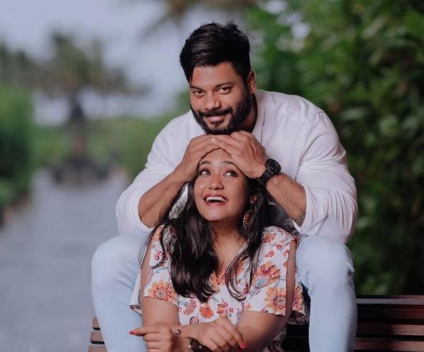 ಖ್ಯಾತ ನಟಿಯ ಪತಿ ಕೇವಲ 30 ವರ್ಷಕ್ಕೆ ಸಾವು..! ಮದುವೆಯಾಗಿ ಒಂದೇ ವರ್ಷದಲ್ಲಿ ನೀರವ ಮೌನ ಖ್ಯಾತ ನಟಿಯ ಪತಿ ಕೇವಲ 30 ವರ್ಷಕ್ಕೆ ಸಾವು..! ಮದುವೆಯಾಗಿ ಒಂದೇ ವರ್ಷದಲ್ಲಿ ನೀರವ ಮೌನ