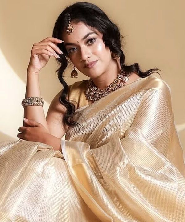 ಹೋಗಿ ನಿಮ್ಮ ಅಕ್ಕ ತಂಗಿ ಅಥವಾ ತಾಯಿಯ   ವಿಡಿಯೋ ನೋಡಿ, ಗರಂ ಆದ  ಕನ್ನಡ ಖ್ಯಾತ ನಟಿ ?