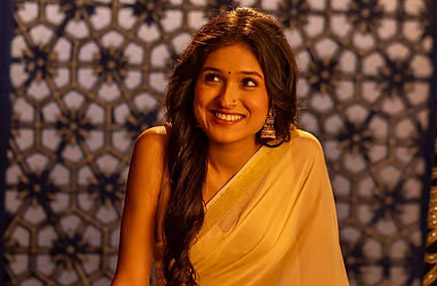 Aashi Tripathi Aashi Tripathi