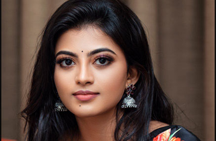 Anandhi