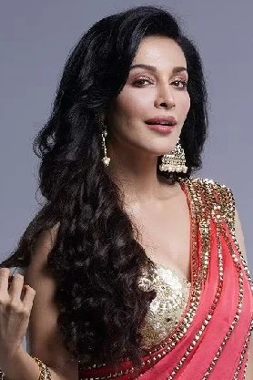 Flora Saini
