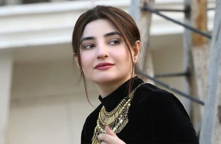 Gul Panra Gul Panra