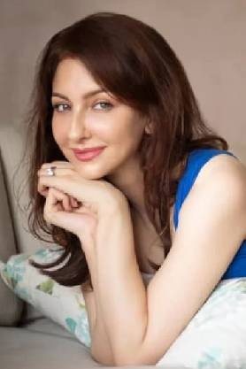 Saumya Tandon