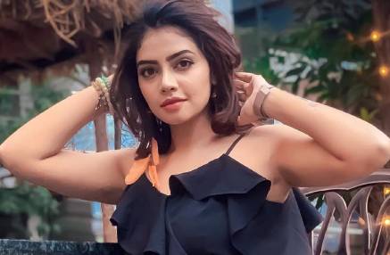 Susmitha Anala (Dhee)